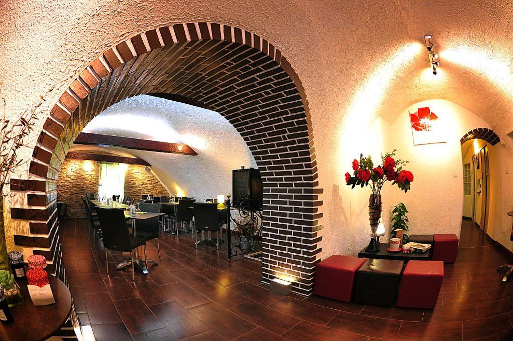 Auberge Saint Martin La Brigue エクステリア 写真