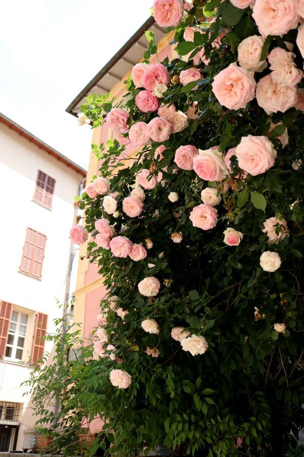 Auberge Saint Martin La Brigue エクステリア 写真