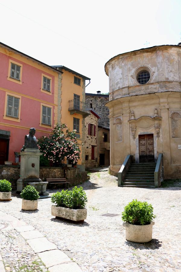 Auberge Saint Martin La Brigue エクステリア 写真