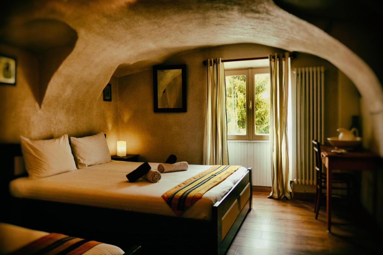 Auberge Saint Martin La Brigue エクステリア 写真